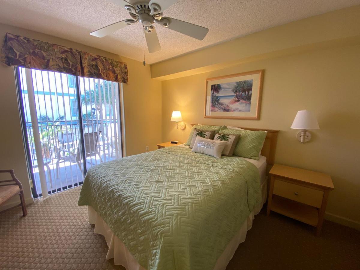 Vistas On The Gulf By Liberte' Aparthotel St. Pete Beach Exterior photo